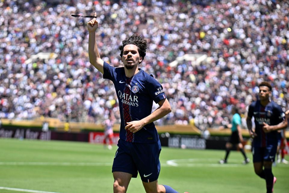 更是观众们 更是观众们